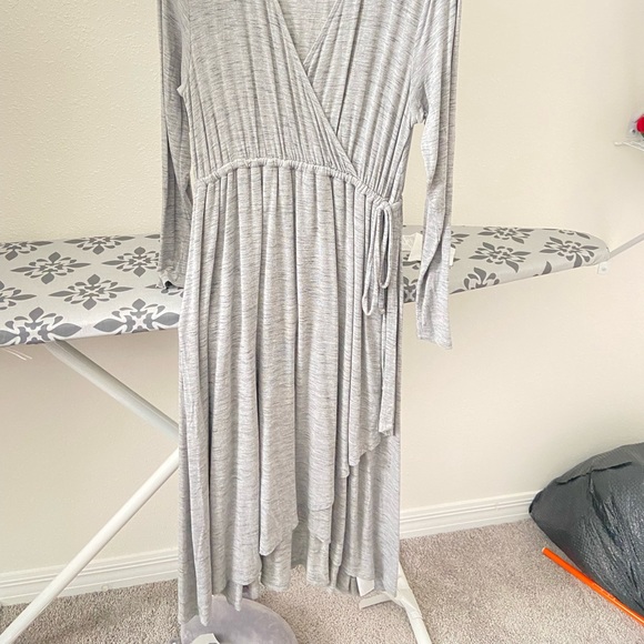 Gap Gray Maternity/ Postpartum dress - Picture 2 of 2